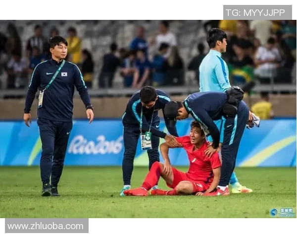 韩国足球明星失误集锦揭示比赛中的意外瞬间与精彩反转