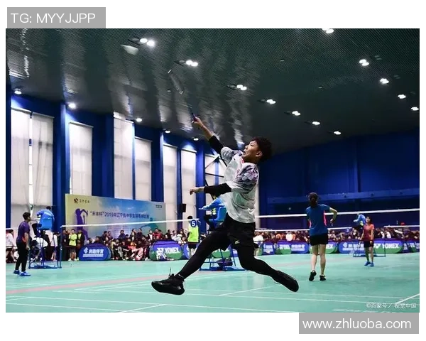 成都羽毛球队的阵地战揭秘：深度解析羽毛球的战术与技巧